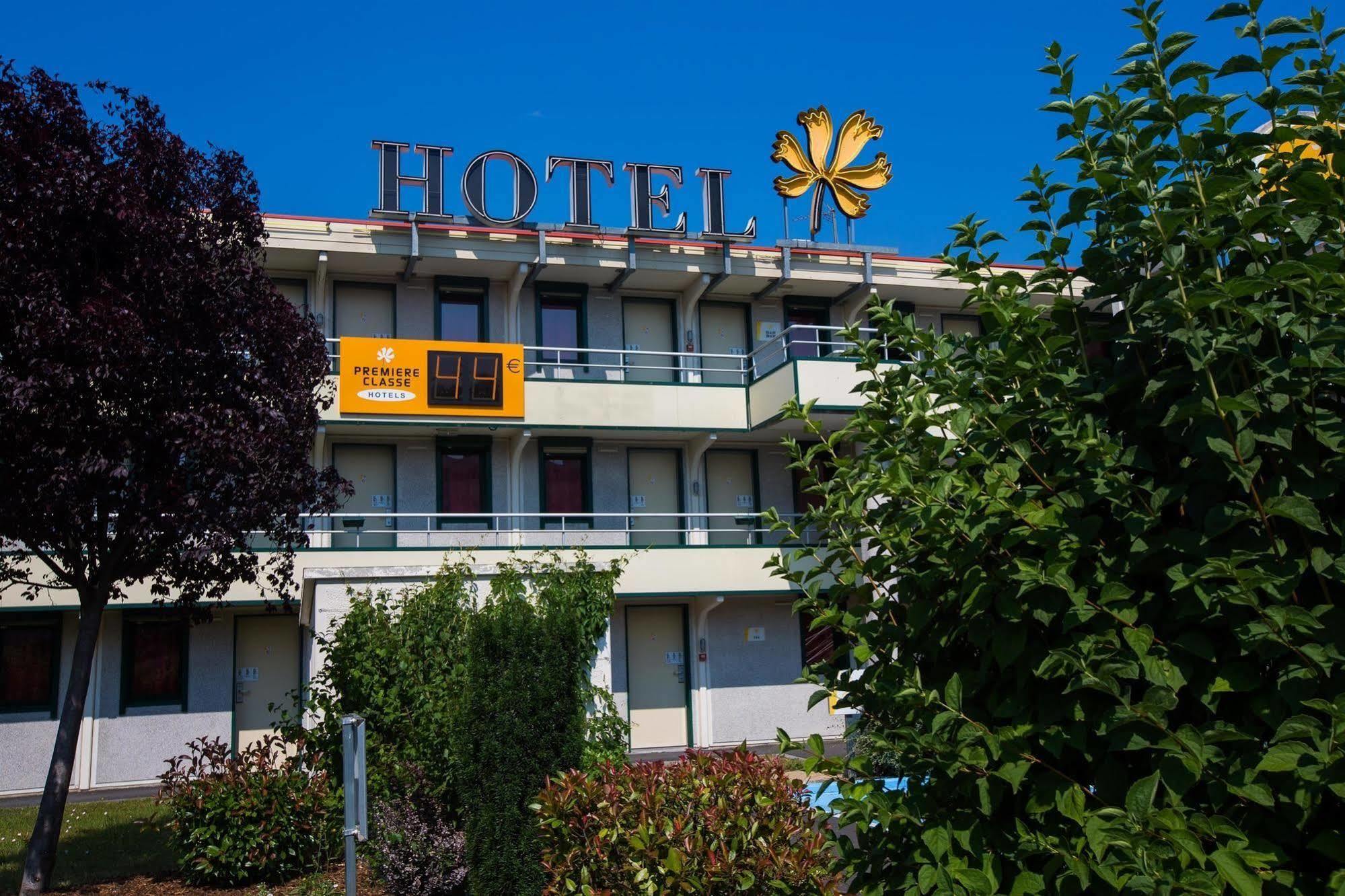 Premiere Classe Clermont Ferrand Nord Hotel Exterior photo